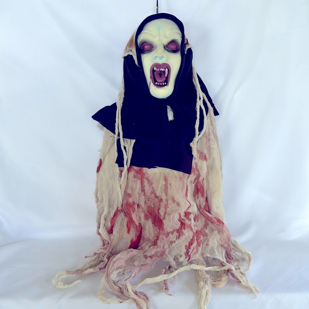 Gently Used Halloween Scary Hanging Decoration - Picture 3 of 7
